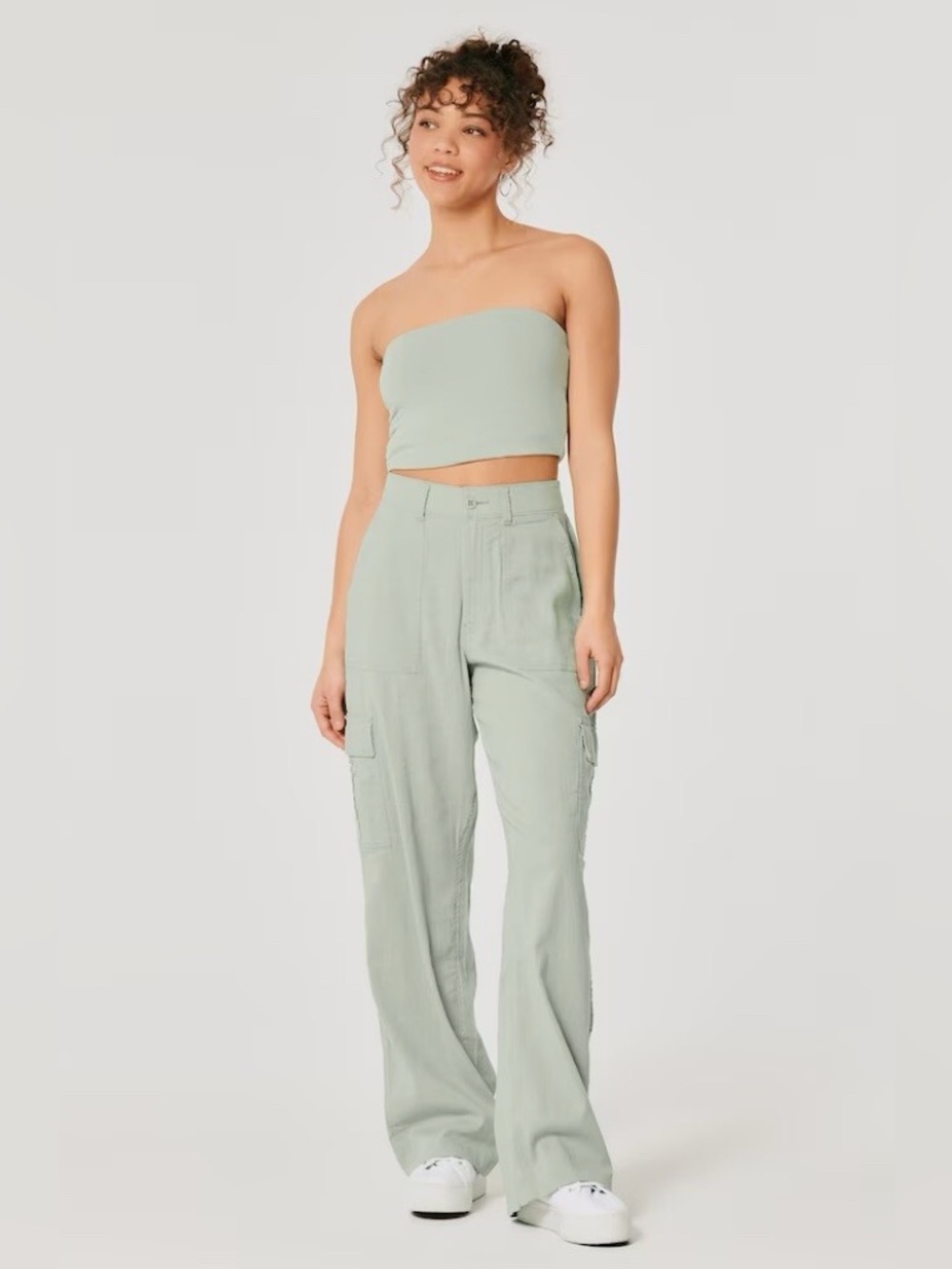 Hollister Ultra High-Rise Vintage Baggy Cargo Pants Sage Green Womens Size Large
